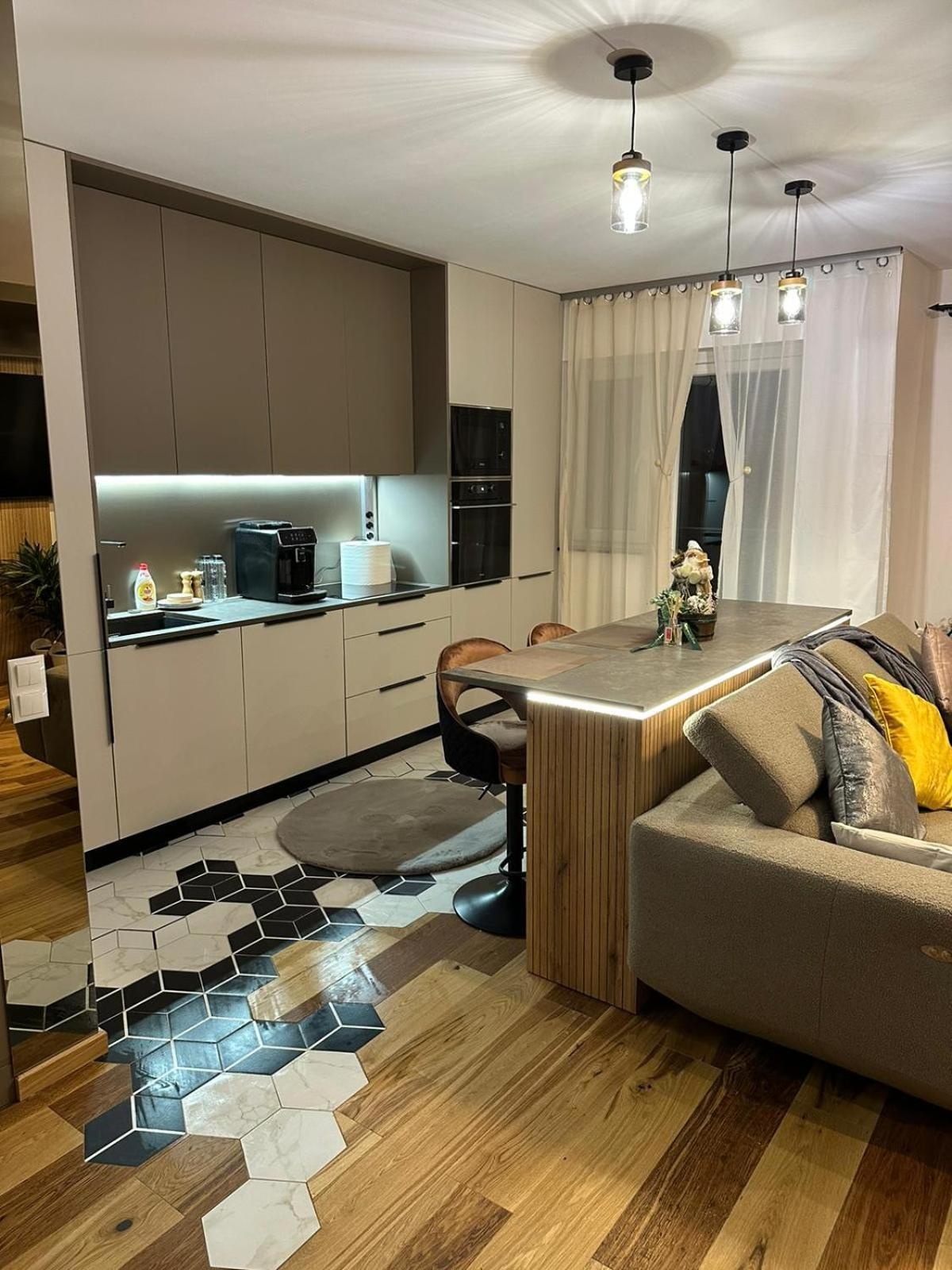 Apartament De Lux Andre Sibiu Exteriér fotografie